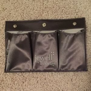 Thirty-one Triple Slit Snap in Pocket