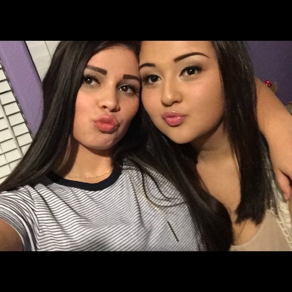 Meet your Posher, Adyson - Picture 1 of 1