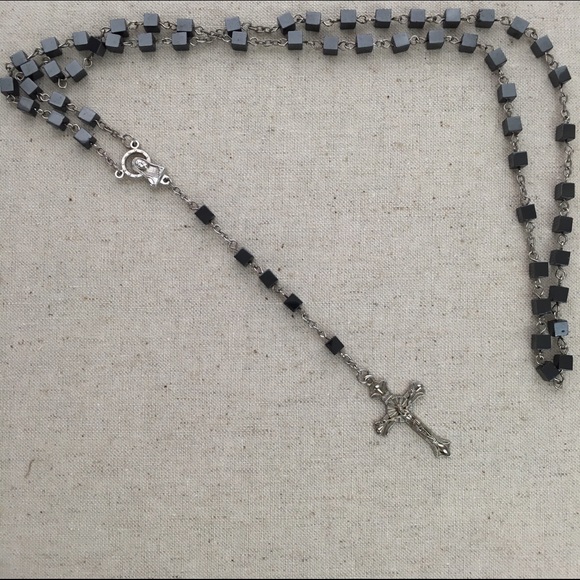 Edgy Rosary - Picture 2 of 4
