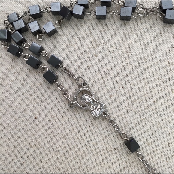 Edgy Rosary - Picture 3 of 4