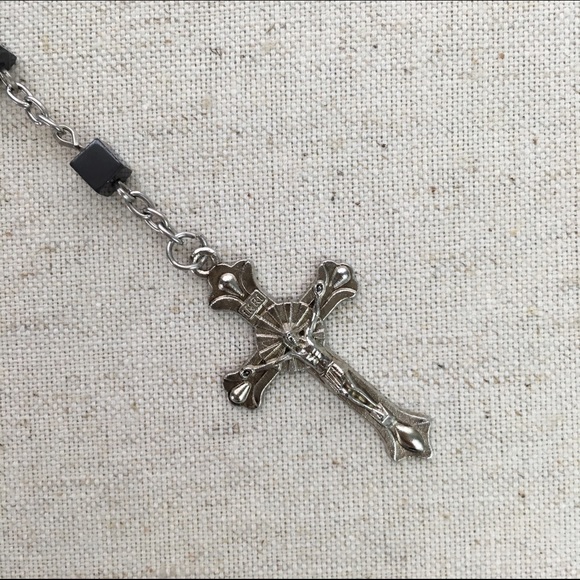 Edgy Rosary - Picture 4 of 4