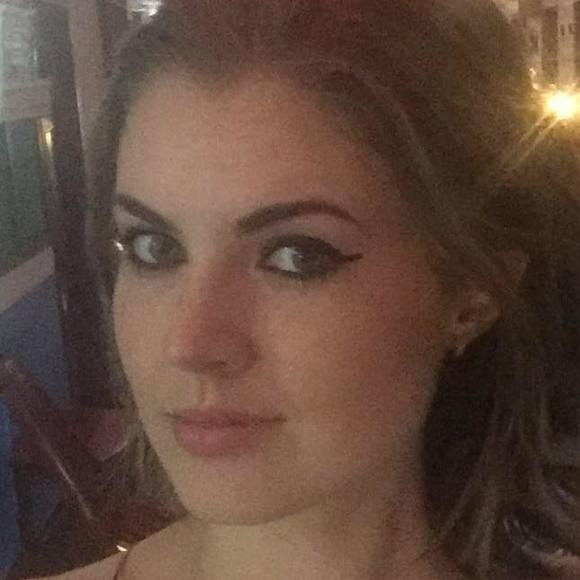 Meet your Posher, Kara