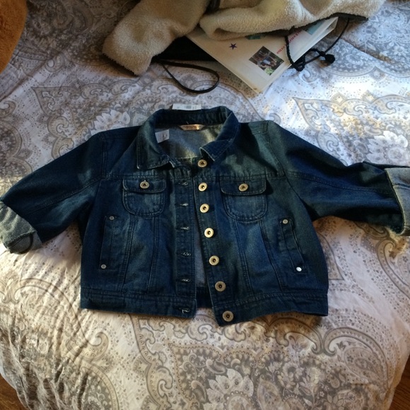 Crop jean jacket