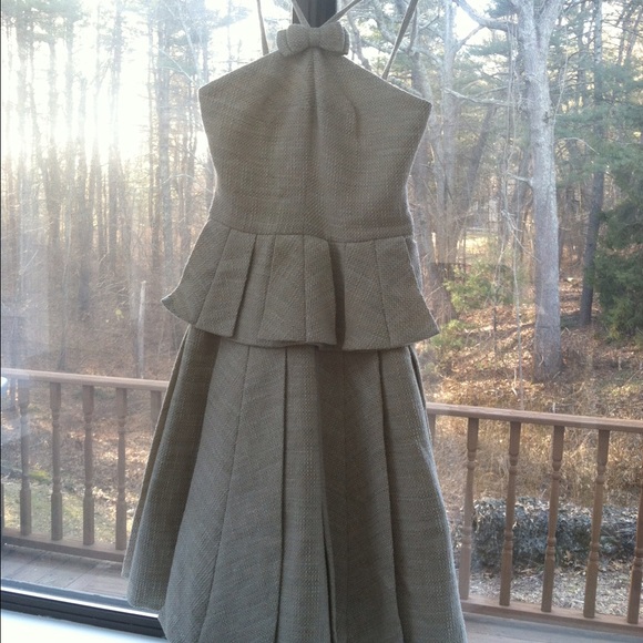 *SOLD*Gorgeous  NWT  peplum cocktail dress - Prom! - Picture 2 of 4