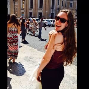 Meet your Posher, Elise