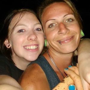 Meet your Posher, Carrie