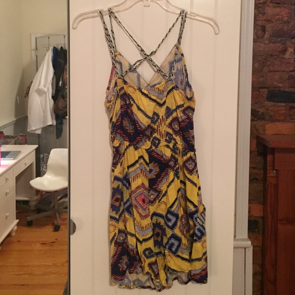 Patterned Romper - Picture 2 of 2