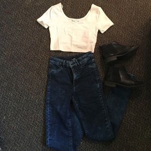 NWOT F21 White Scoop Neck Crop Top