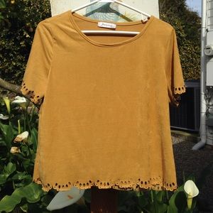 Jasmine Size L Mustard Faux Suede T-shirt