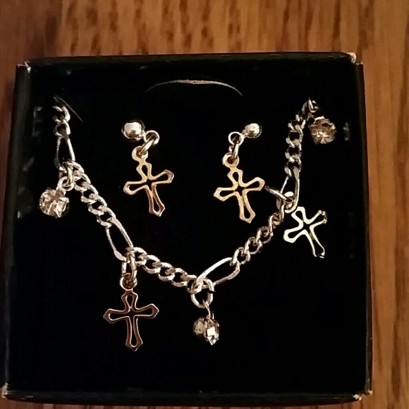Cross with gems - Picture 1 of 1