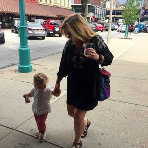 Meet your Posher, Laurie