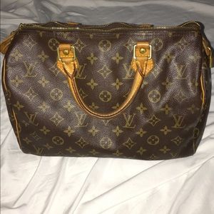 Authentic Louis Vuitton 30 Speedy Monogram