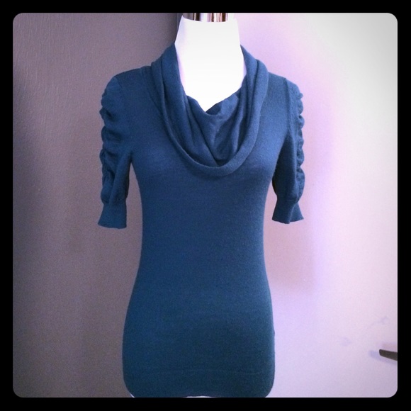 Donated: ⭐️Cowl neck sweater top