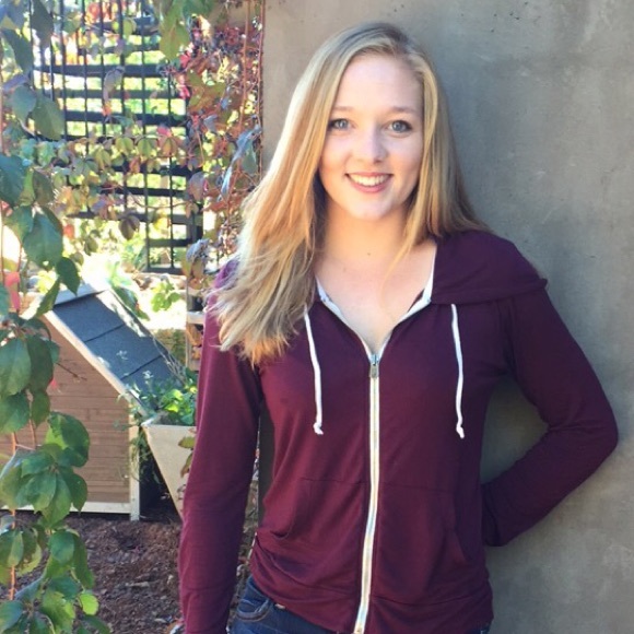 Meet your Posher, Jessica