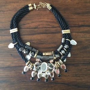 Statement necklace