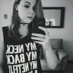 Meet your Posher, Jessica