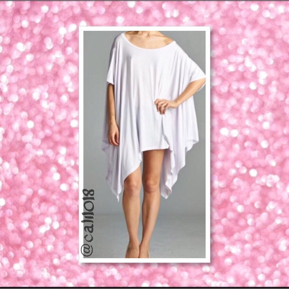 RESTOCKED🆕 White Oversized Asymmetrical Tunic OS