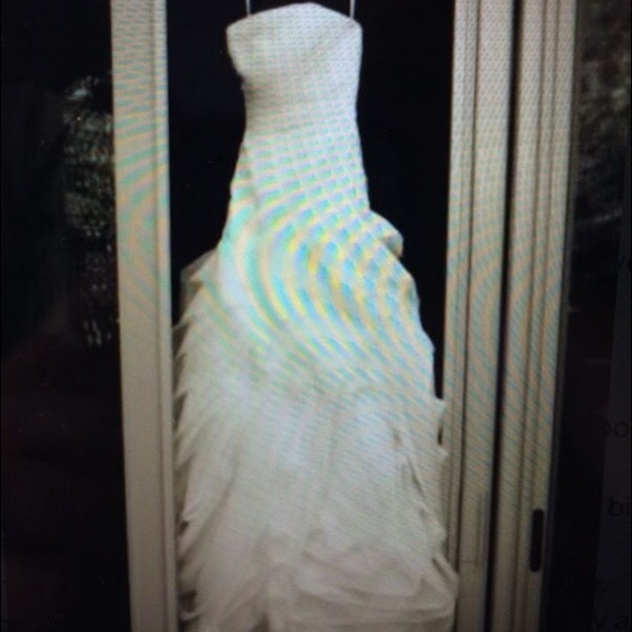 Vera Wang Dresses & Skirts - White by Vera Wang wedding dress