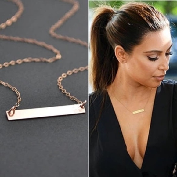 BCB Jewelry - 🆕 Bar Gold necklace🔴 Last one
