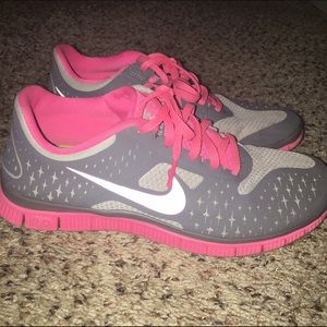 Nike Free tennis shoes