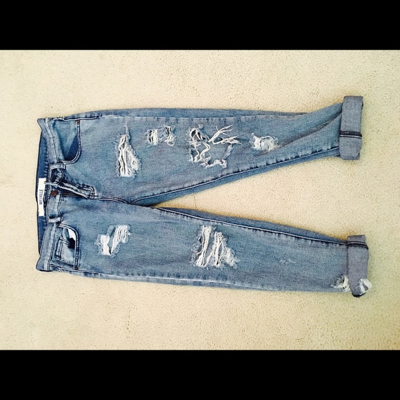 Brandy Melville boyfriend jeans