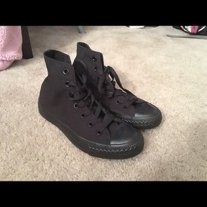 Black converse