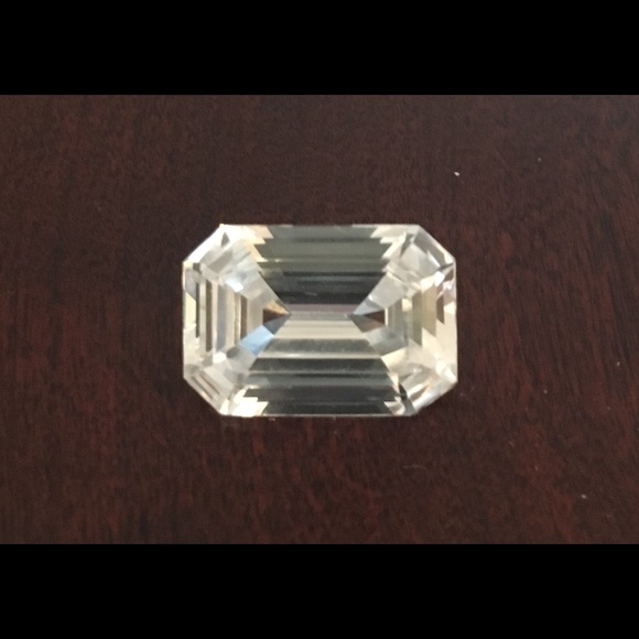CZ loose stone