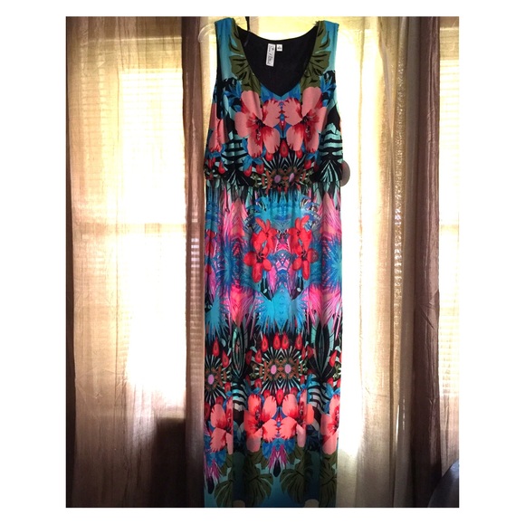 Maxi Dress