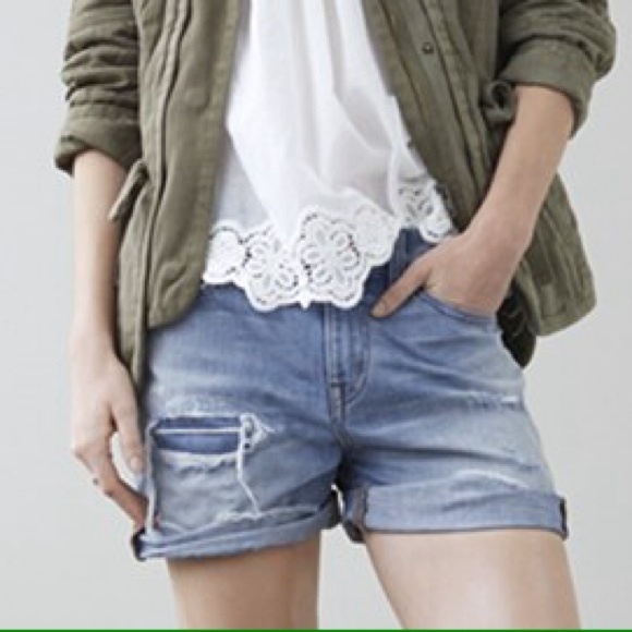 Madewell boyfriend jean shorts