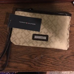Tommy Hilfiger Wristlet NWT