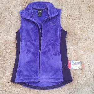 North face women vest