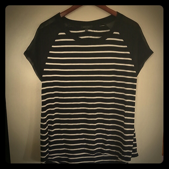 Sheer sleeve tee in black and white