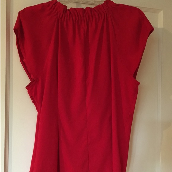 ✨SALE from $28✨ EXPRESS blouse - Picture 3 of 3