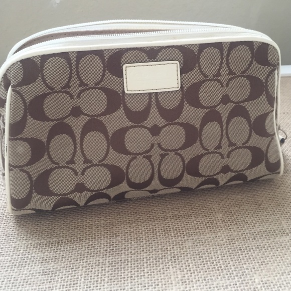 *SOLD*Coach cosmetic bag