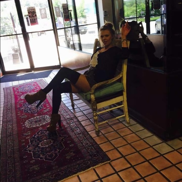 Meet your Posher, Kali! - Picture 2 of 4