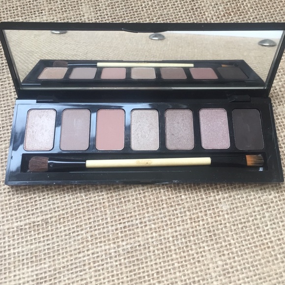 Bobbi brown shimmering nude palette
