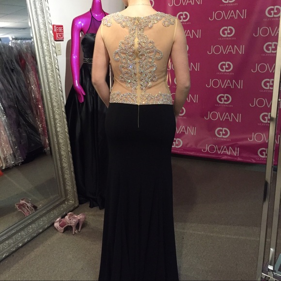 Jovani prom dress, never worn out - Picture 3 of 3