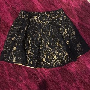 Guess skirt