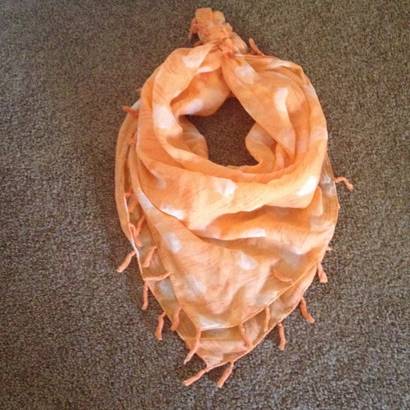 Old Navy Accessories - Old navy scarf