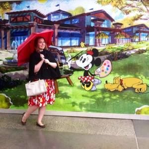 Meet your Posher, Lauren