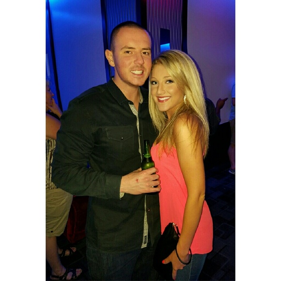 Meet your Posher, Jennifer! - Picture 4 of 4