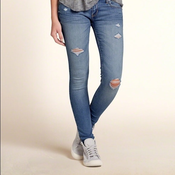 Hollister NEW super skinny jeans - Picture 1 of 4