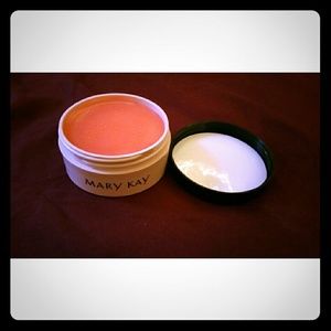 Extra emollient night cream