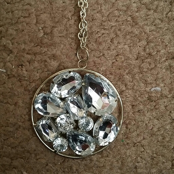 SOLD Statement earrings and necklace bundle - Picture 2 of 3