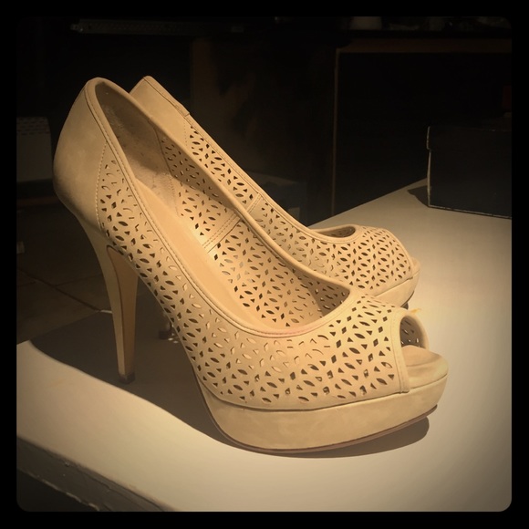 Apt 9 cream heels
