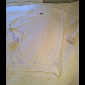 White long sleeve tee