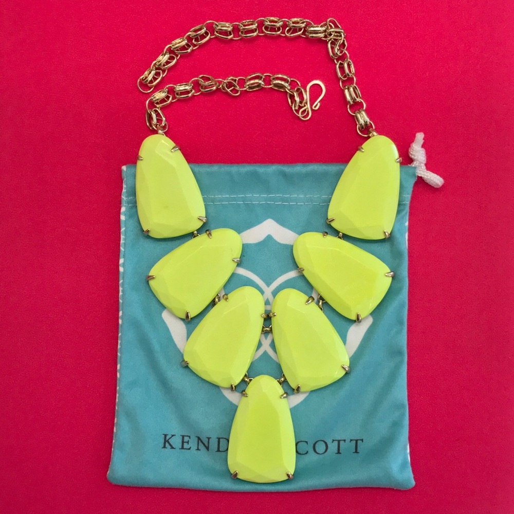 ❌SOLD❌ Kendra Scott Harlow Necklace, Neon Yellow