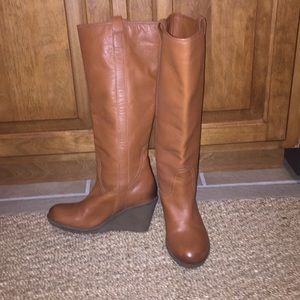 Kickers wedge tall cognac boot