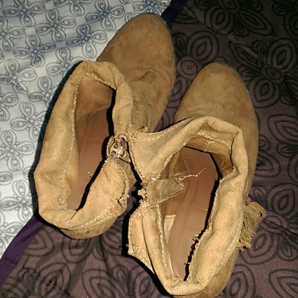 Booties - Picture 3 of 3