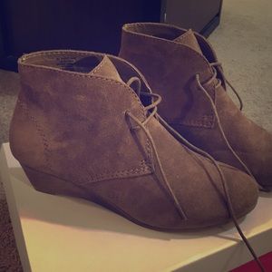 Ankle boots